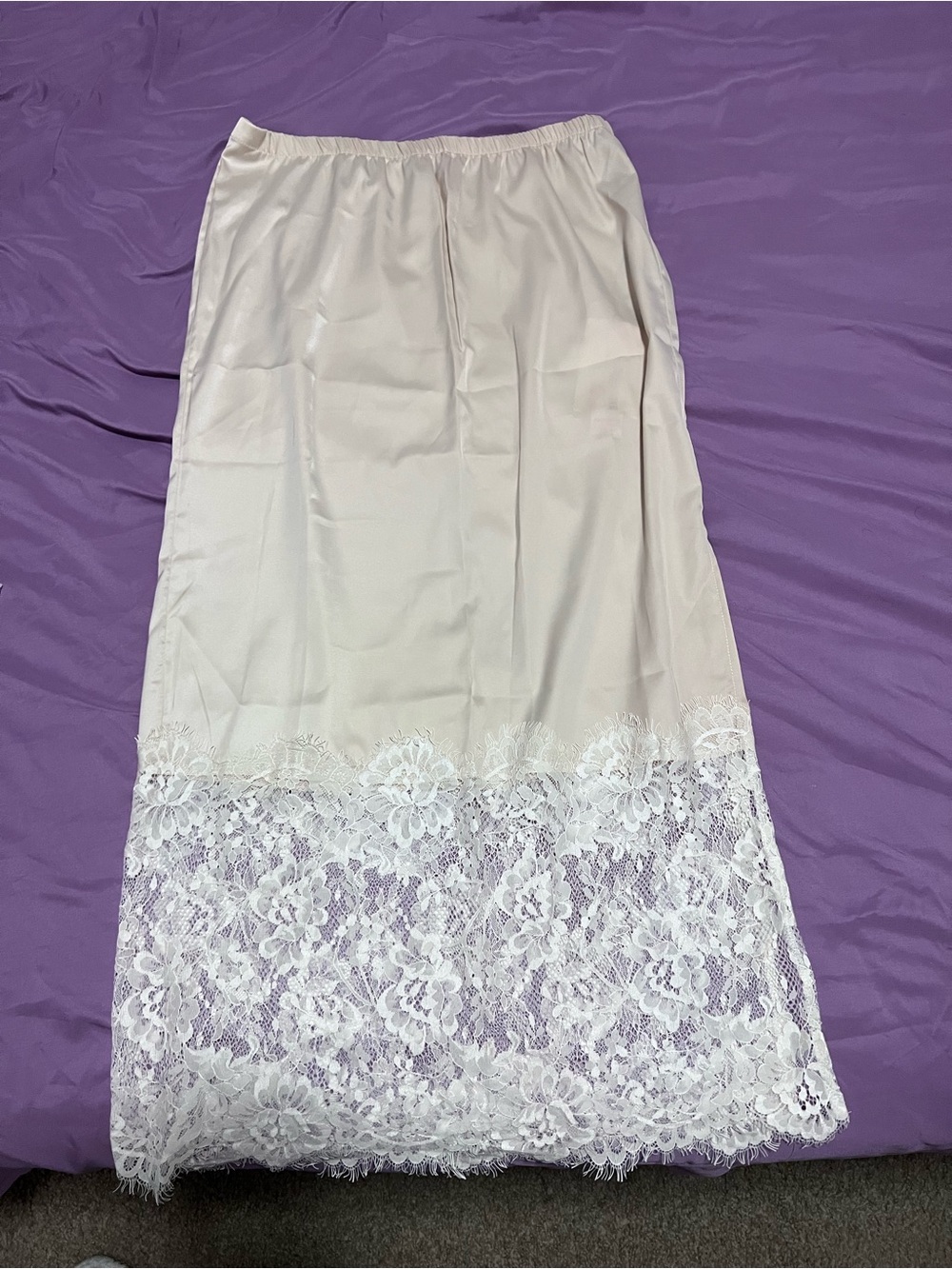Satin Patchwork Lace Side Slit Skirt